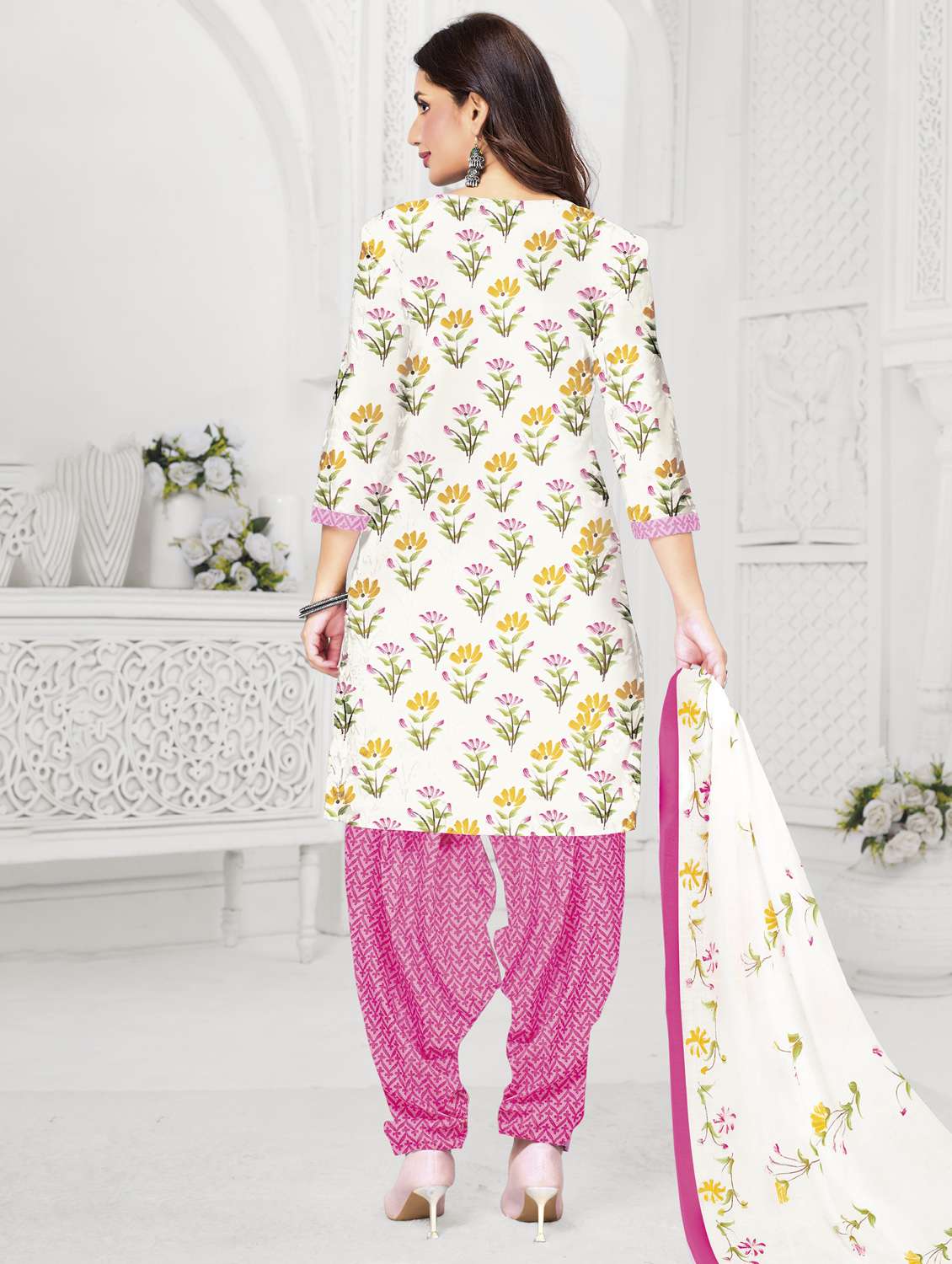 women printed three quarter sleeve kurta patiala with dupatta set - 22345733 -  Standard Image - 2