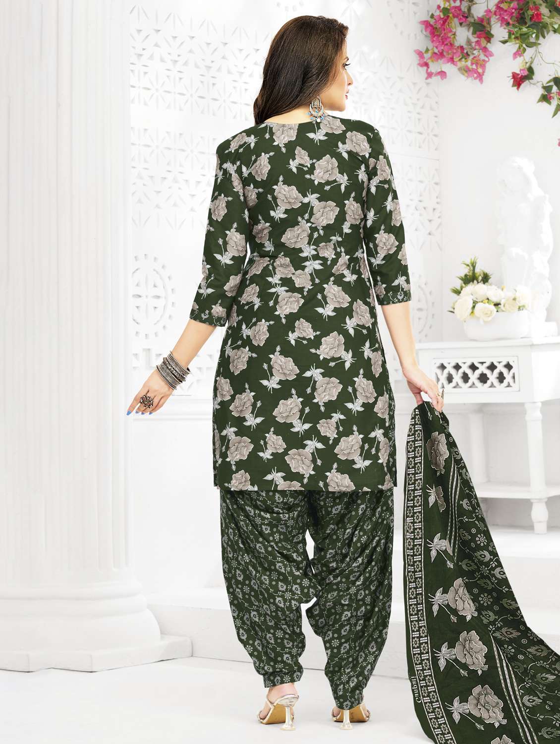 women printed three quarter sleeve kurta patiala with dupatta set - 22345734 -  Standard Image - 2