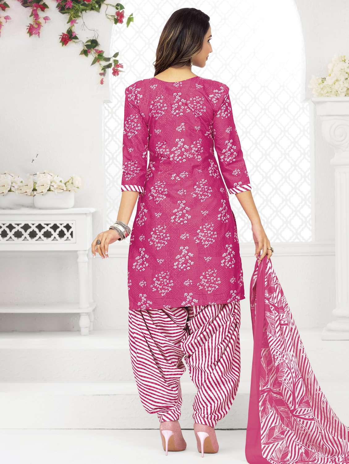 women printed three quarter sleeve kurta patiala with dupatta set - 22345735 -  Standard Image - 2