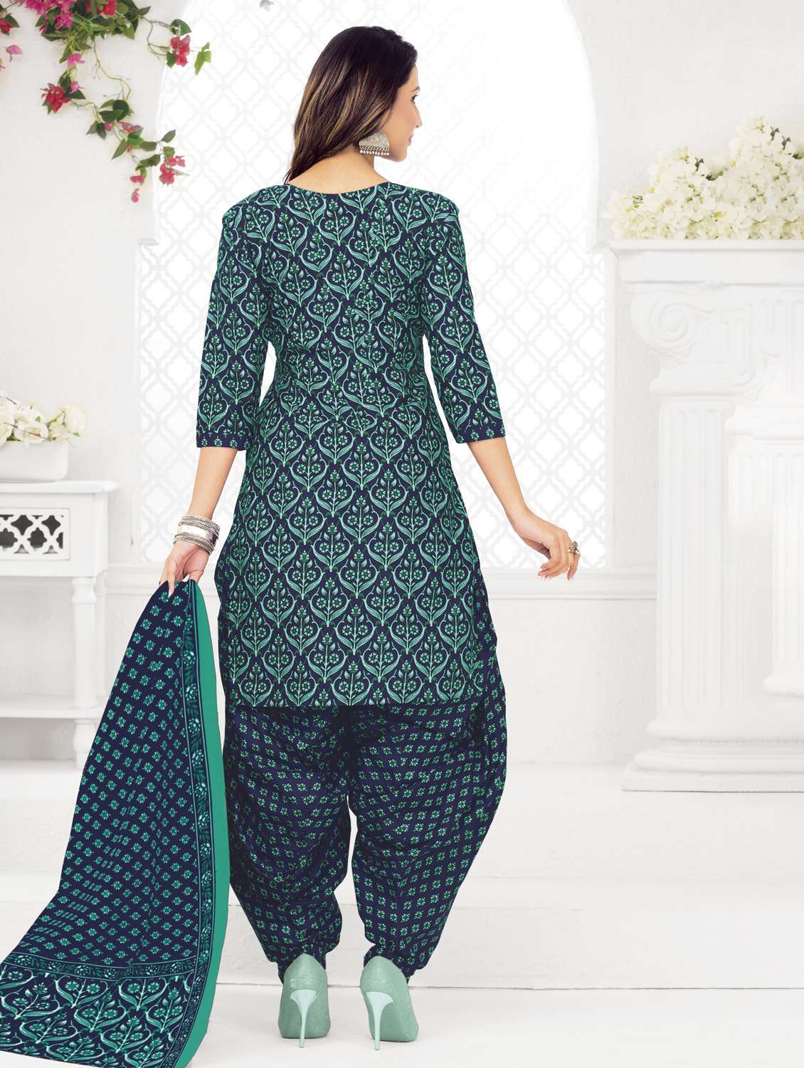 women printed three quarter sleeve kurta patiala with dupatta set - 22345736 -  Standard Image - 2