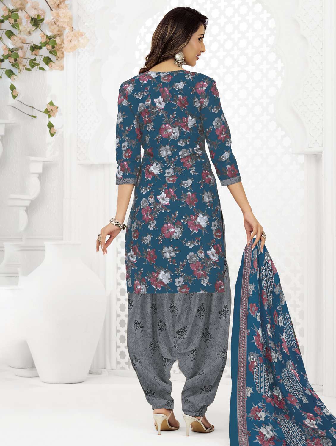 women printed three quarter sleeve kurta patiala with dupatta set - 22345748 -  Standard Image - 2