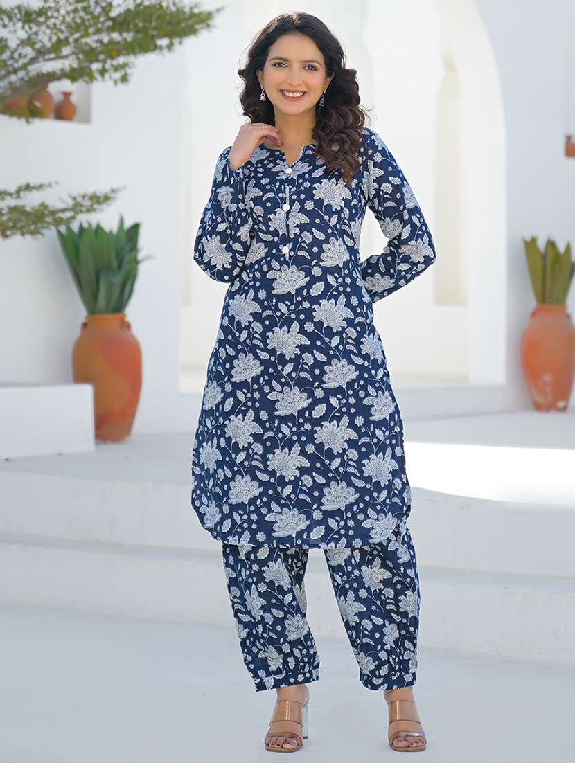 women floral long sleeve kurta salwar set - 22345783 -  Standard Image - 2