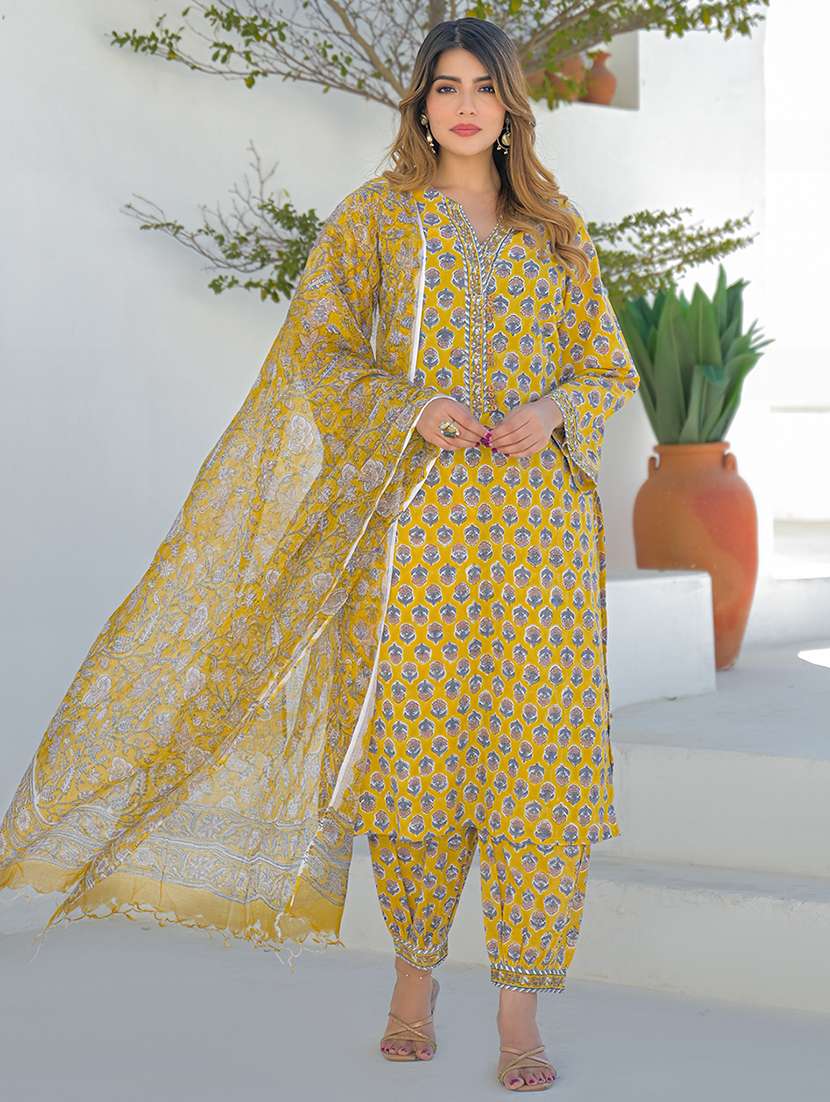 women printed three quarter sleeve kurta salwar with dupatta set - 22345792 -  Standard Image - 2