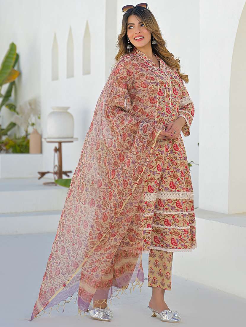 women printed three quarter sleeve kurta pant with dupatta set - 22345795 -  Standard Image - 2