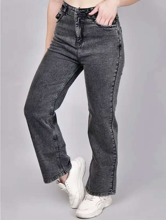 women solid mid rise straight jeans