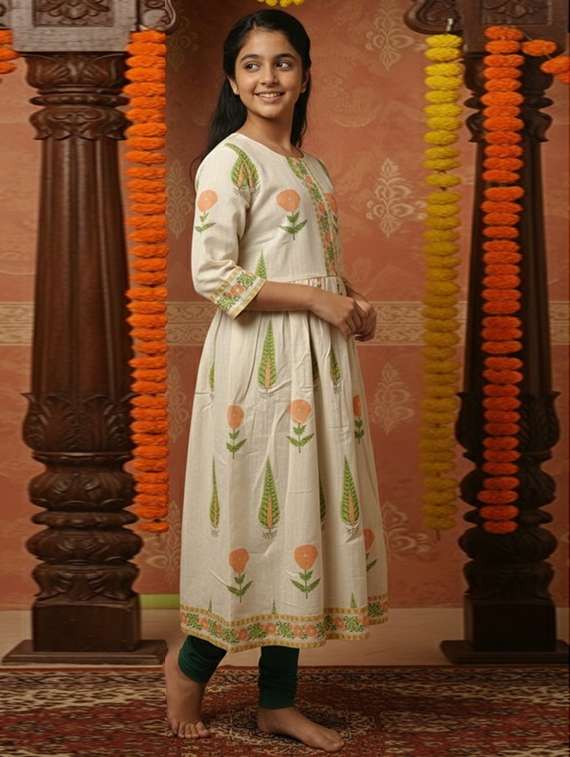 women printed three quarter sleeve flared kurta - 22353389 -  Standard Image - 2