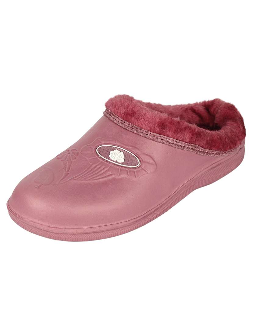 women solid slip on slipper - 22353483 -  Standard Image - 2