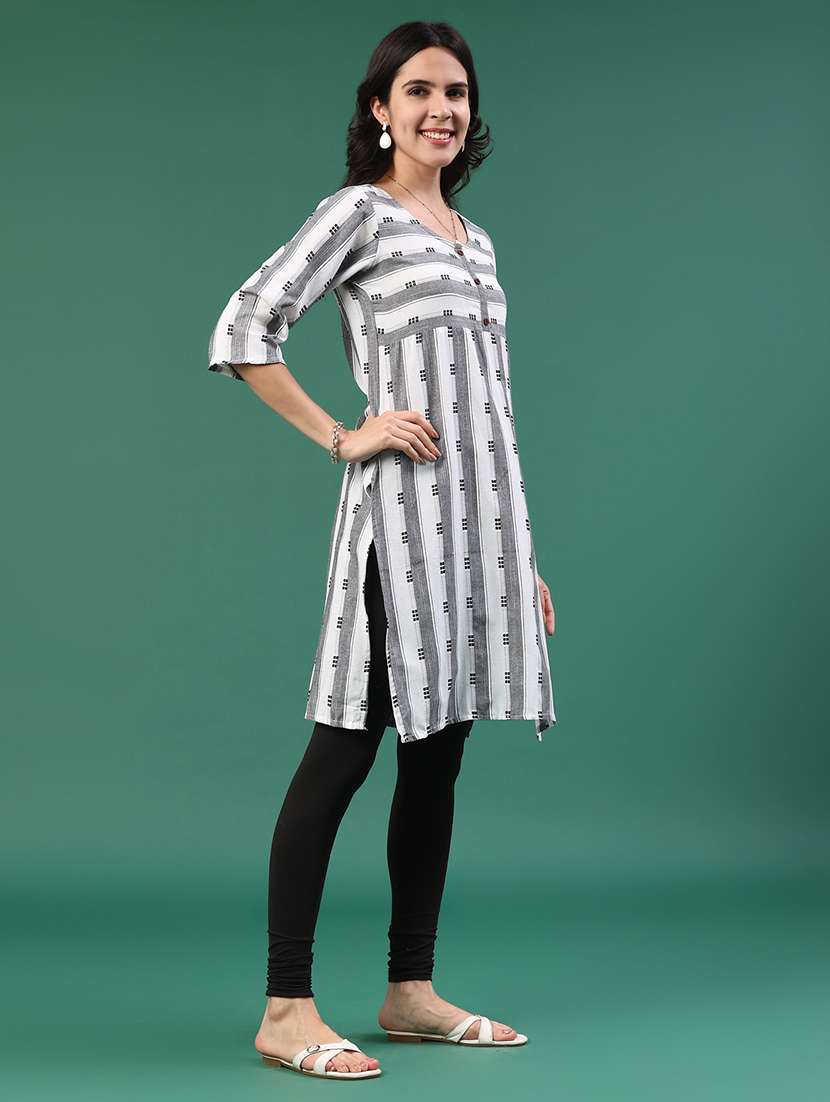 women white cotton straight kurta - 22354005 -  Standard Image - 2