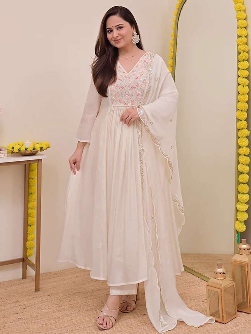 women solid with work three quarter sleeve kurta pant with dupatta set - 22354318 -  Standard Image - 2