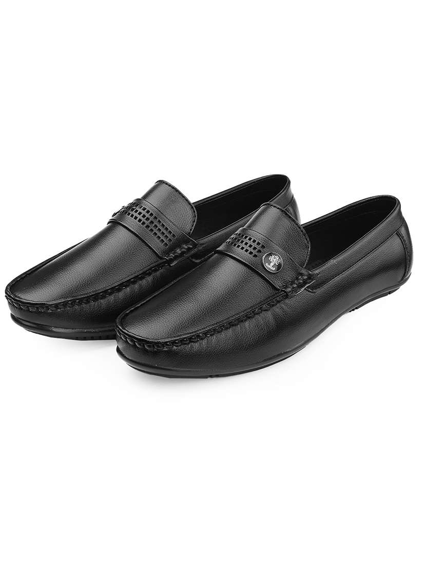men solid slip on loafer - 22356525 -  Standard Image - 2