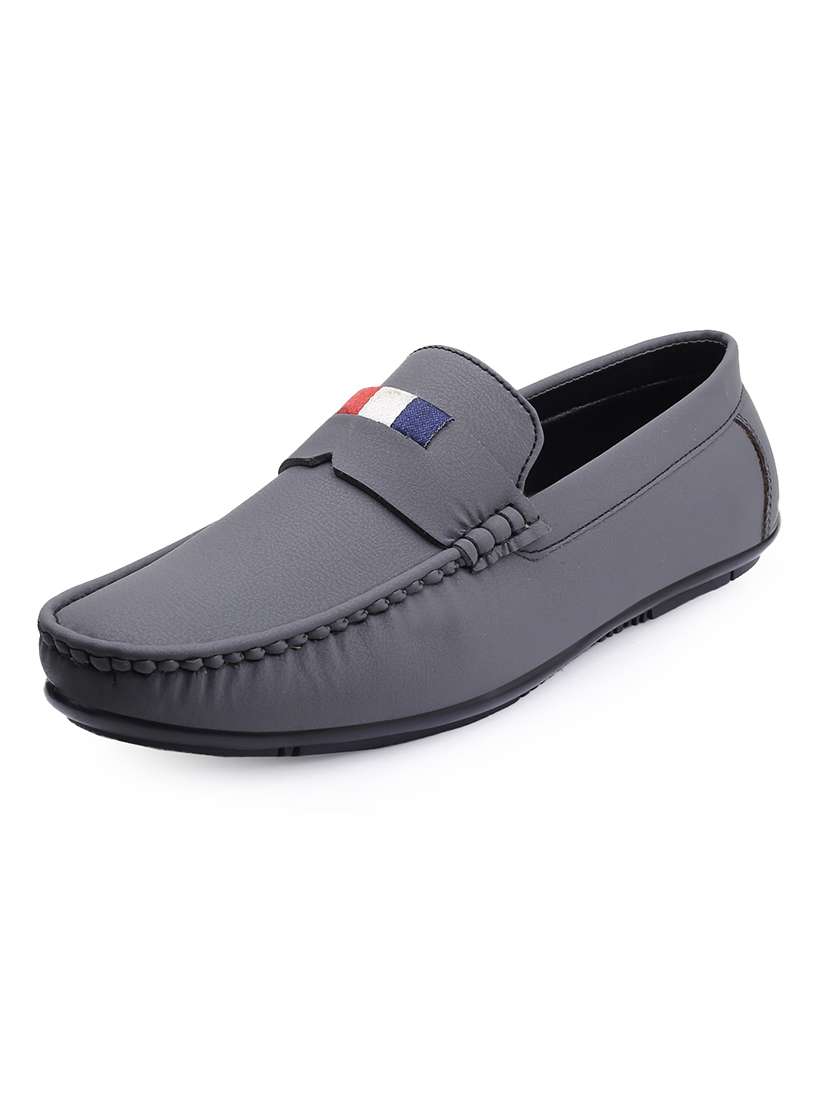 men solid slip on loafer - 22356548 -  Standard Image - 2
