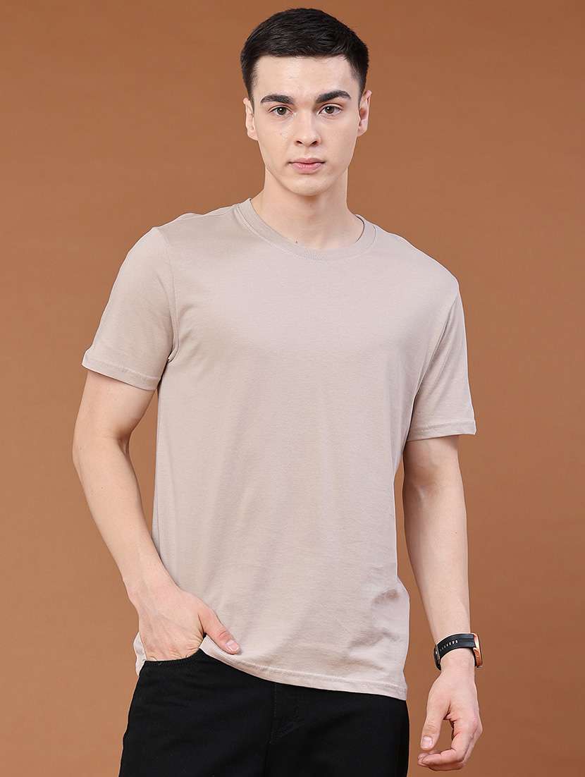 men solid round neck casual t-shirt - 22357334 -  Standard Image - 2
