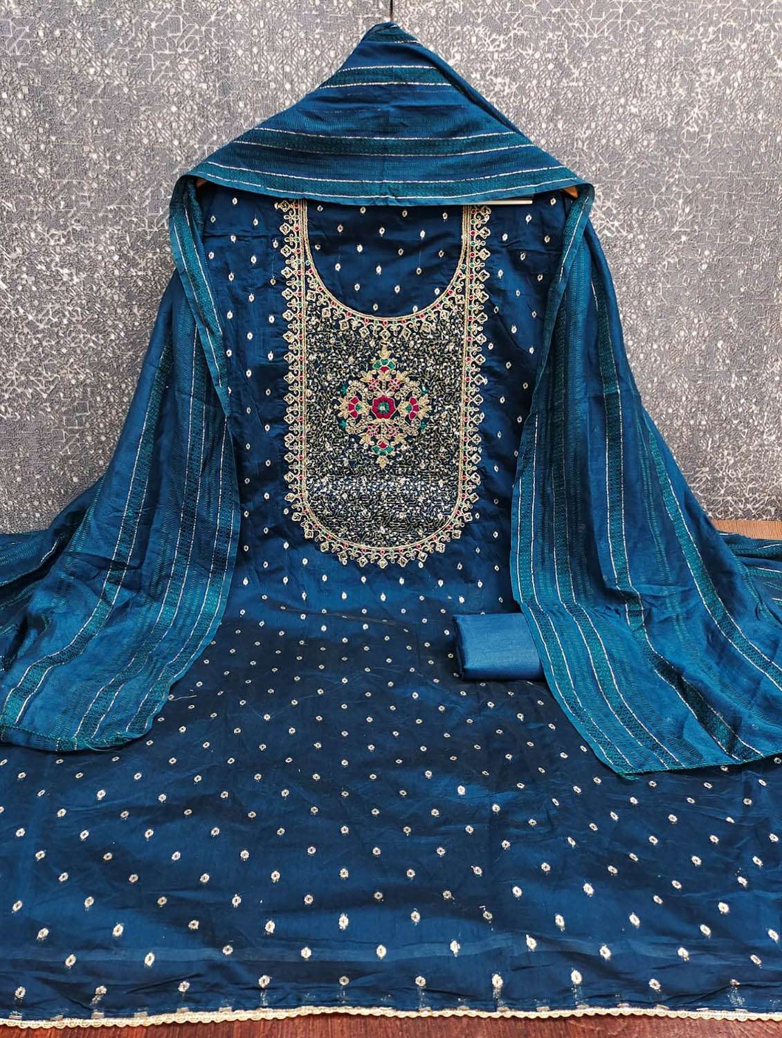 women self design unstitched suit set - 22357553 -  Standard Image - 2