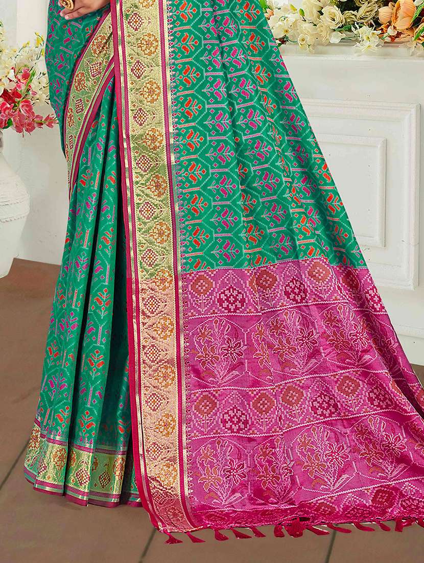 women self design patola saree with blouse - 22357655 -  Standard Image - 2