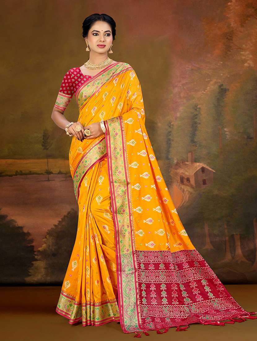 women self design patola saree with blouse