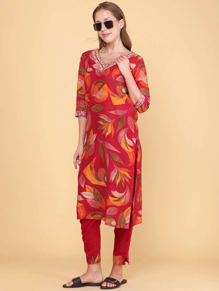 women printed three quarter sleeve kurta pant set - 22360186 -  Standard Image - 2