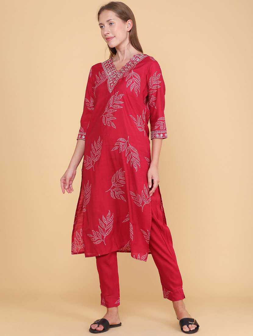 women printed three quarter sleeve kurta pant set - 22360193 -  Standard Image - 2