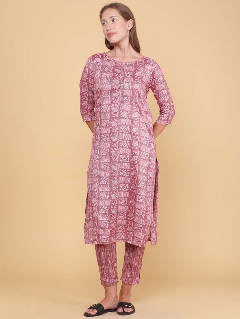 women printed three quarter sleeve kurta pant set