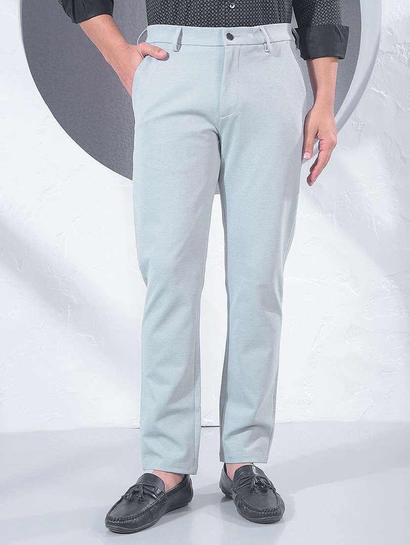 men solid mid rise chinos casual trouser