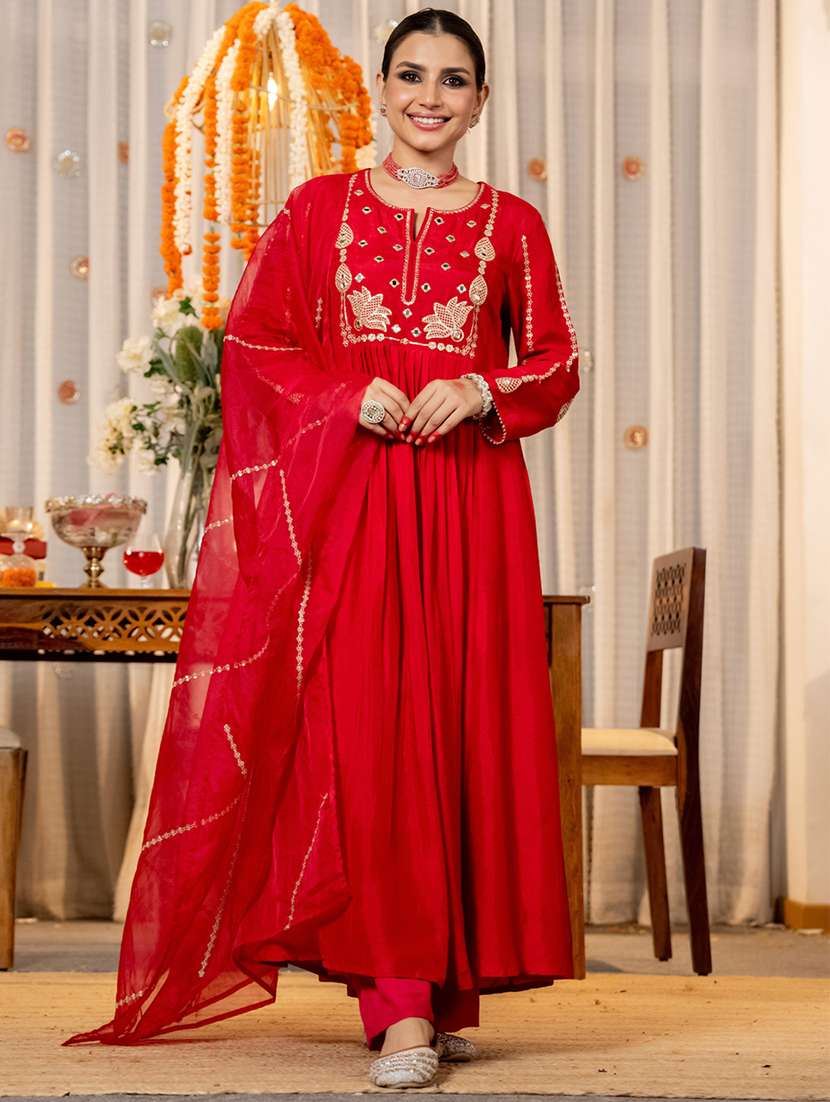 women solid with work long sleeve kurta pant with dupatta set