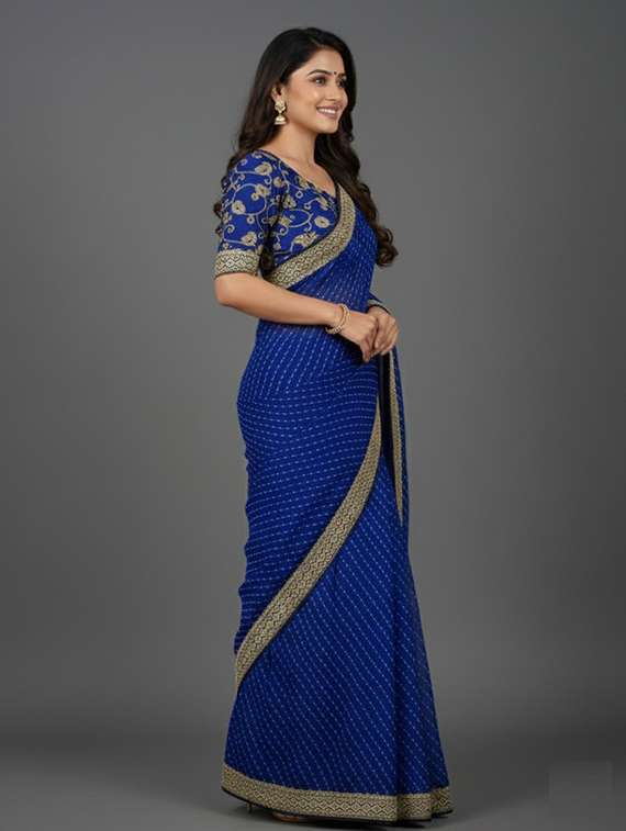 women printed bordered saree with blouse - 22361974 -  Standard Image - 2