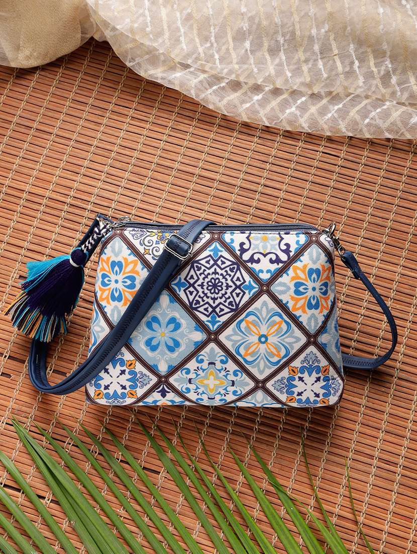 women printed sling bag
