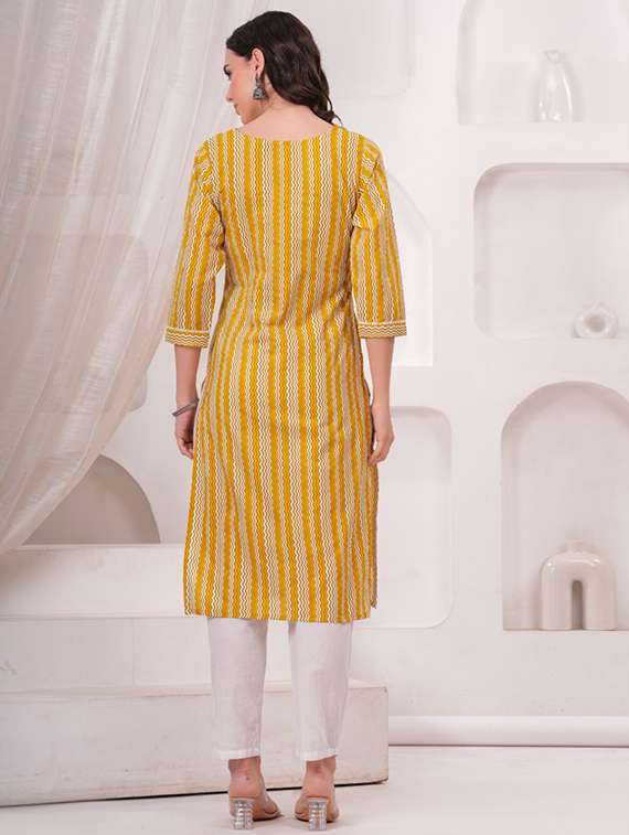 Women Printed Three Quarter Sleeve Straight Kurta - 22362543 -  Standard Image - 2