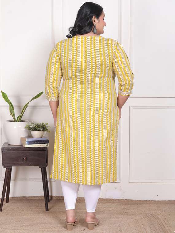 women plus size printed three quarter sleeve straight kurta - 22362545 -  Standard Image - 2