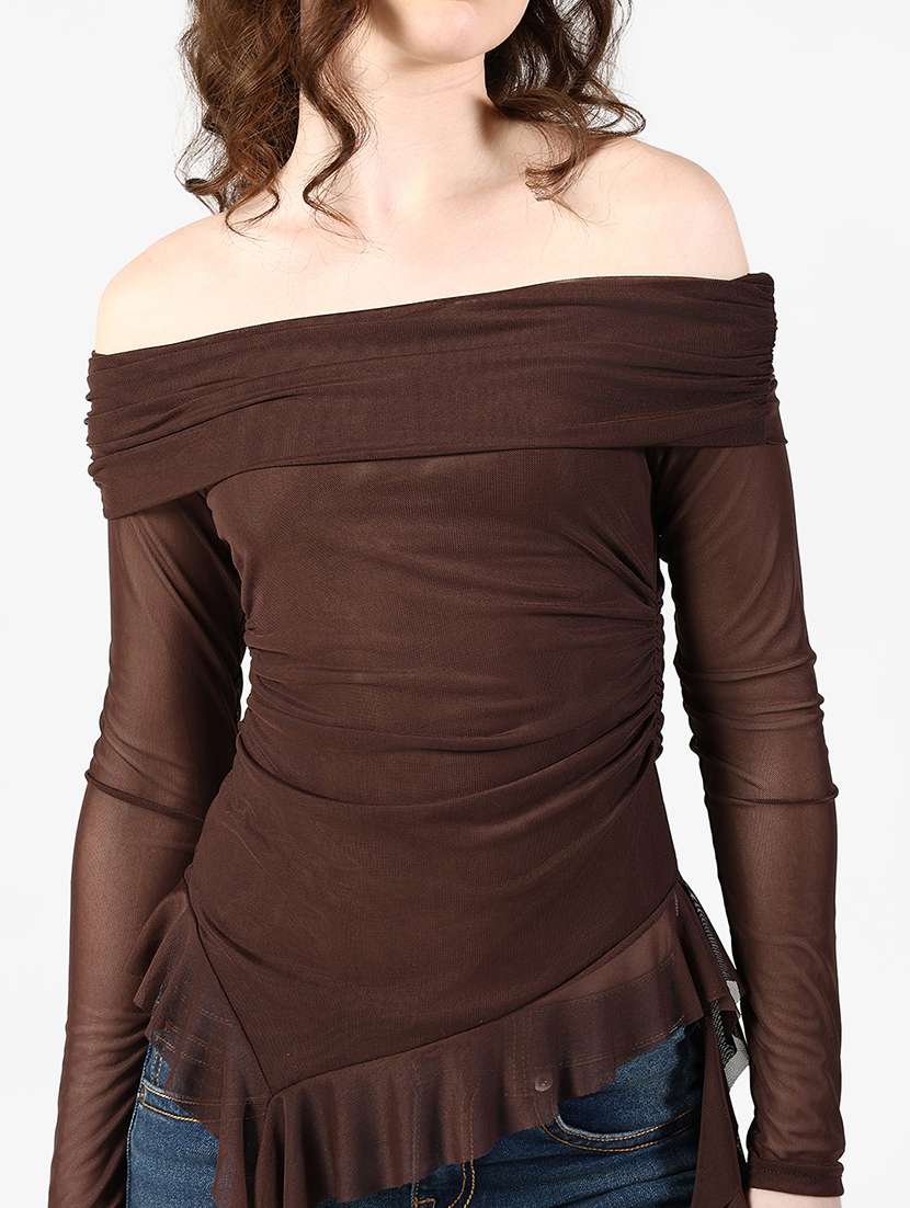 women solid off shoulder asymmetric top - 22363390 -  Standard Image - 2