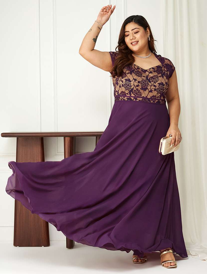 women plus size self designed lace dress