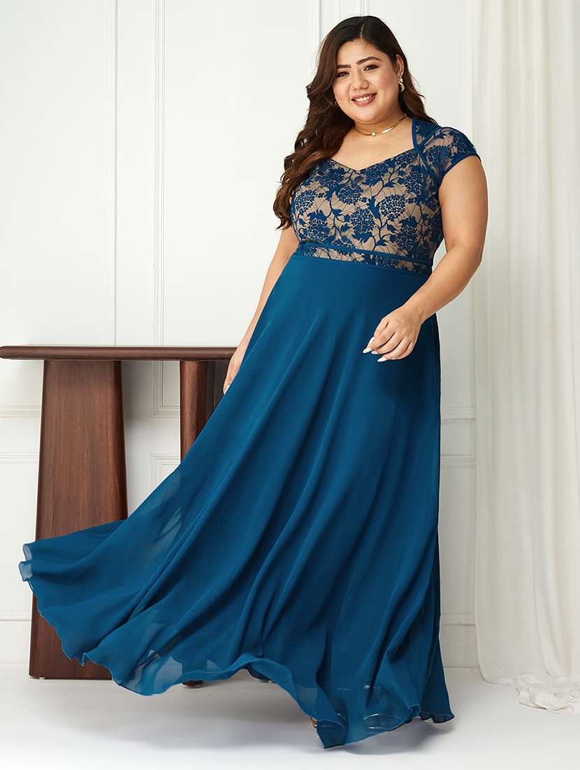 women plus size self designed lace dress