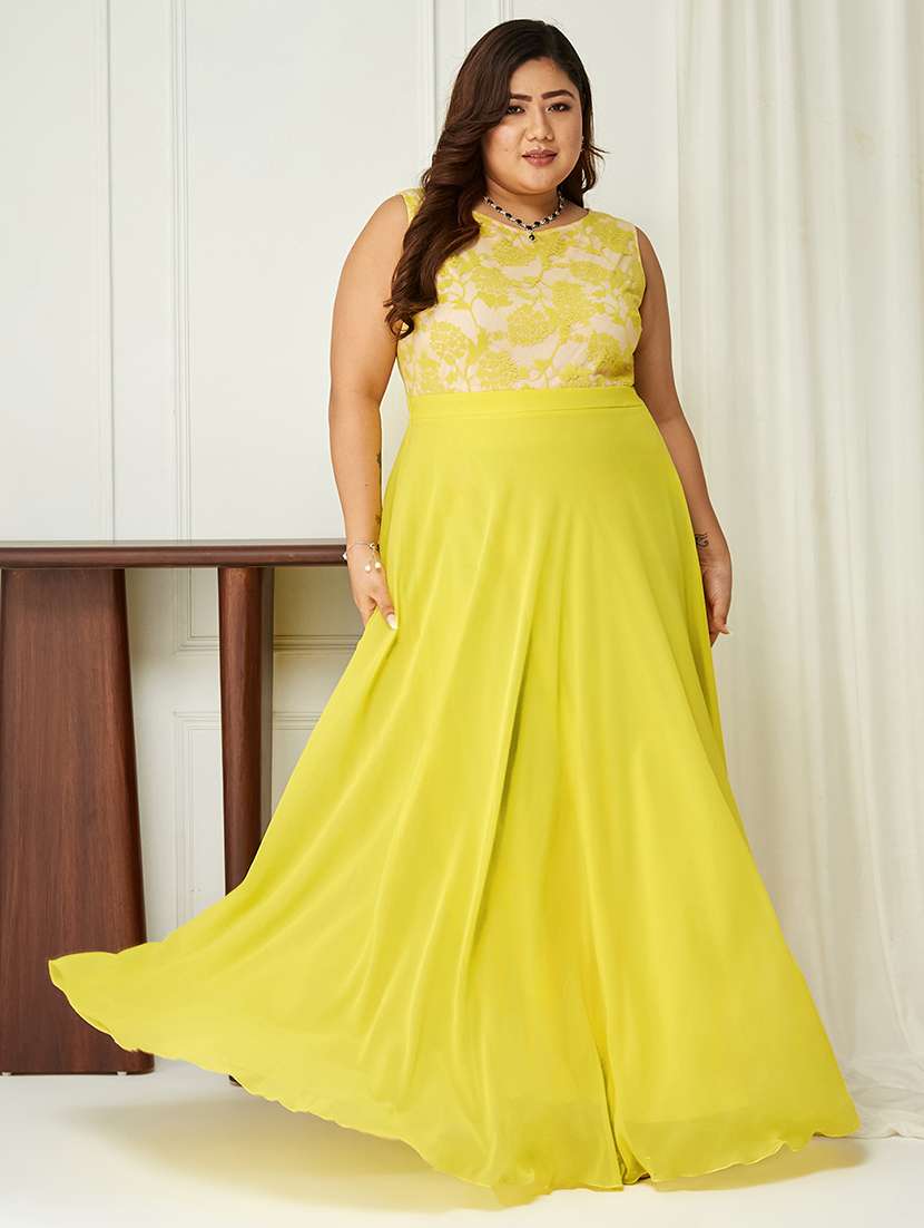 women plus size self designed lace dress