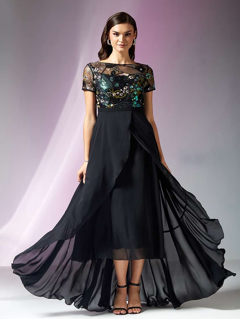 women embellished short sleeve fit & flare dress