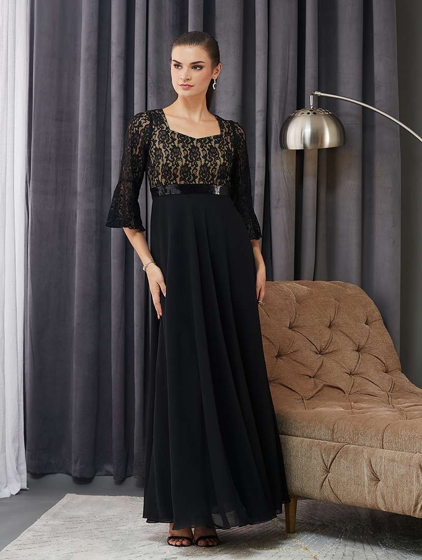 women self desigend bell sleeve fit & flare dress