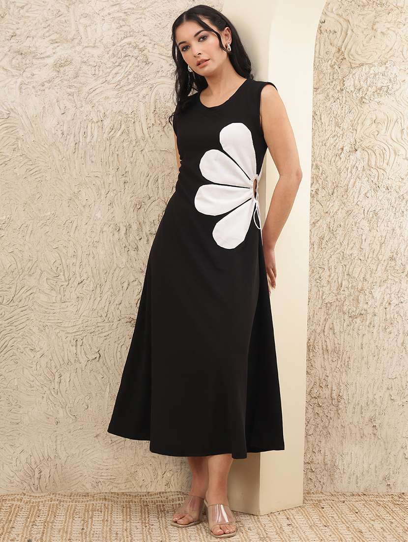 women self design sleeveless a-line dress - 22364442 -  Standard Image - 2