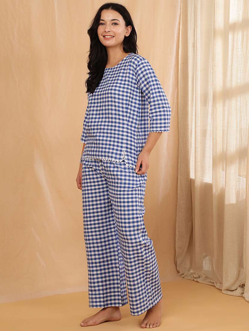women checkered nightwear pyjama set  - 22364498 -  Standard Image - 2