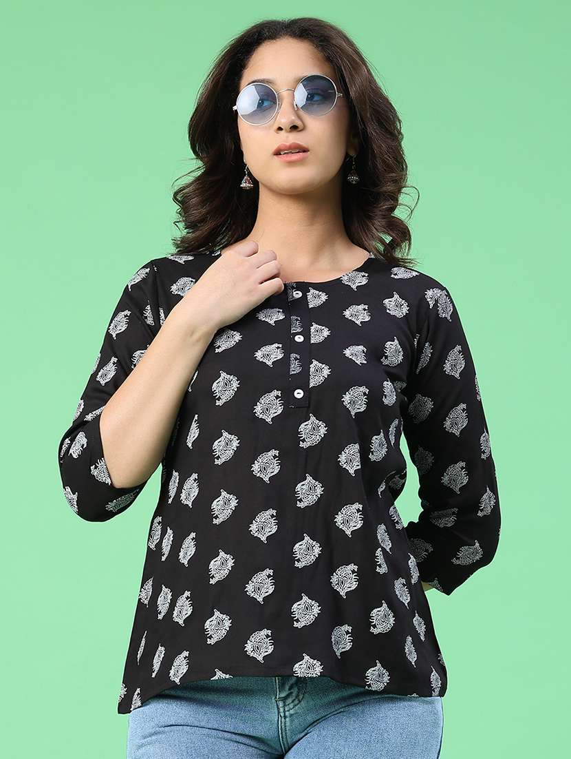 women printed round neck straight kurta