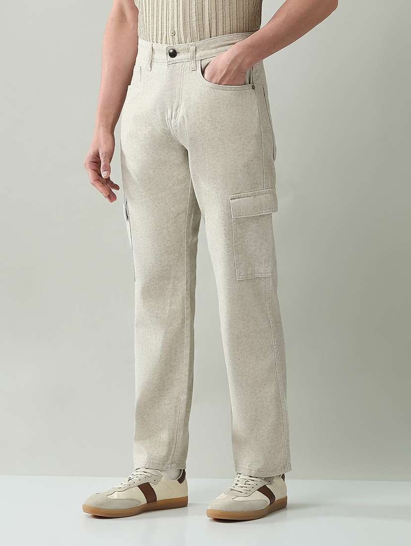 men solid mid rise regular fit cargo - 22368702 -  Standard Image - 2