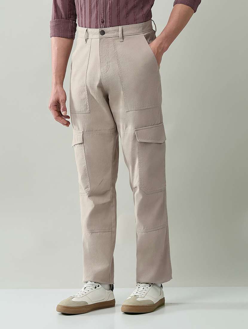 men solid mid rise regular fit cargo - 22368706 -  Standard Image - 2