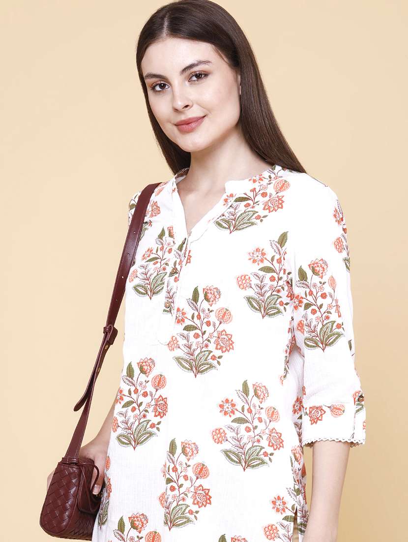 women printed three quarter sleeves straight kurta