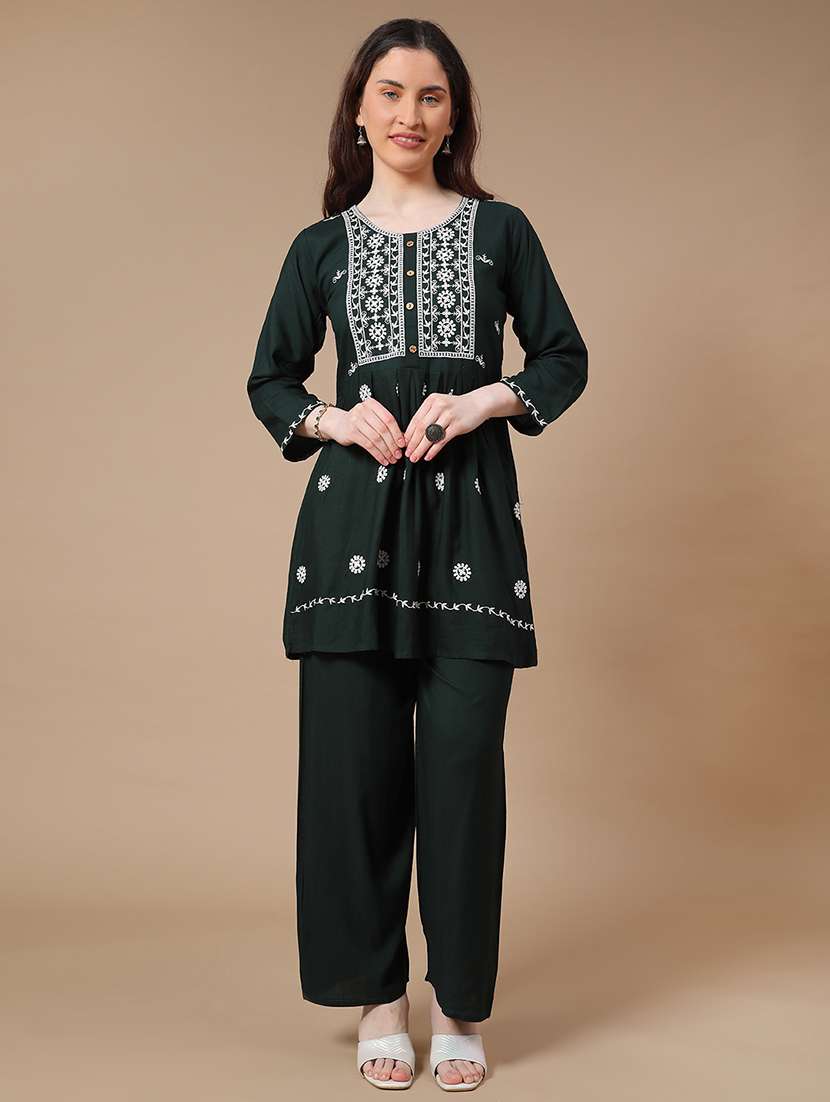 green rayon coord set - 22371136 -  Standard Image - 2