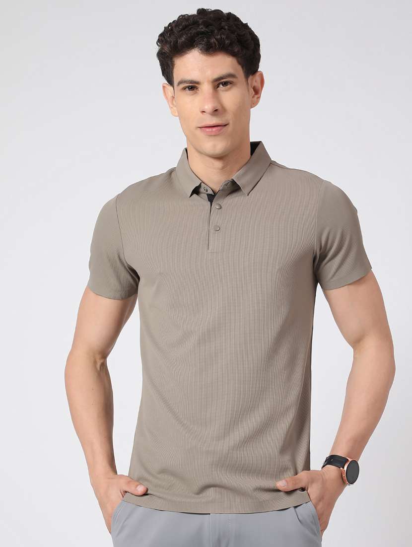 Men Grey Cotton Blend Plain T-shirt - 22371170 -  Standard Image - 2
