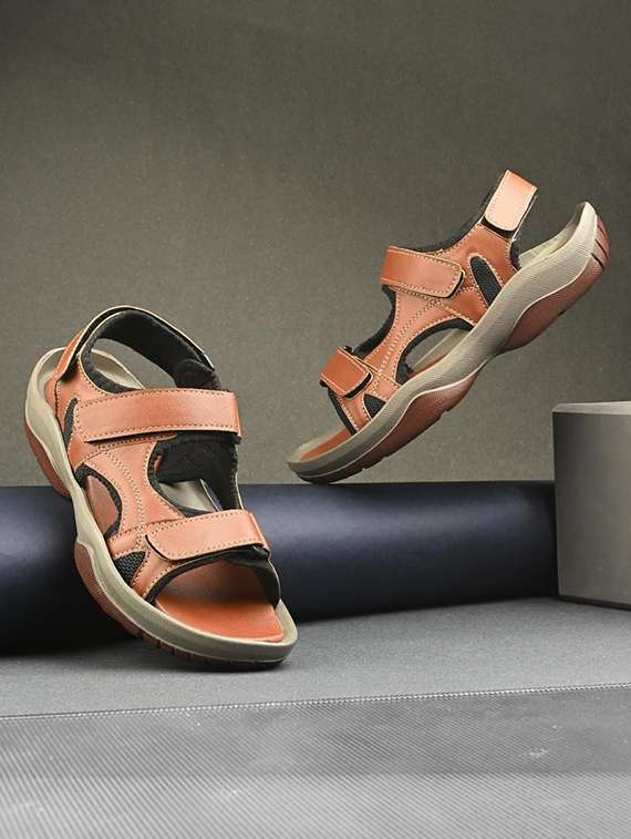 men tan back strap floater