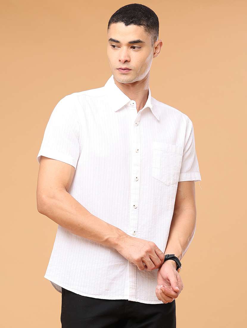 Men Self Design Short Sleeve Regular Fit Casual Shirt - 22373749 -  Standard Image - 2