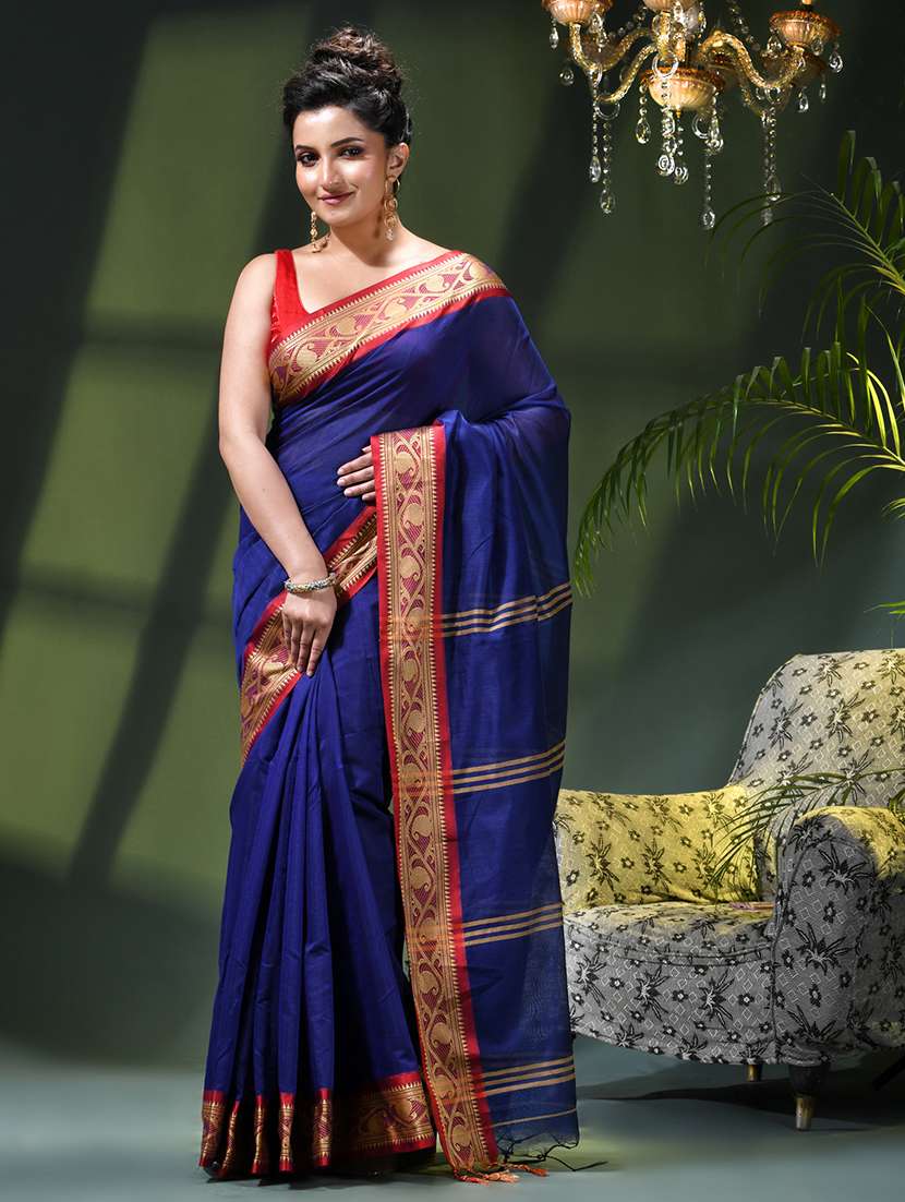 women solid with bordered saree