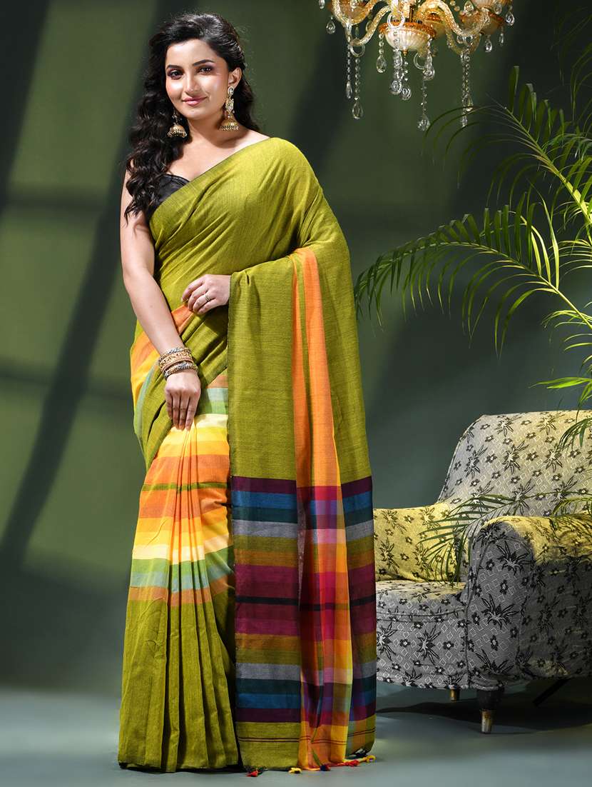 women striped printed saree