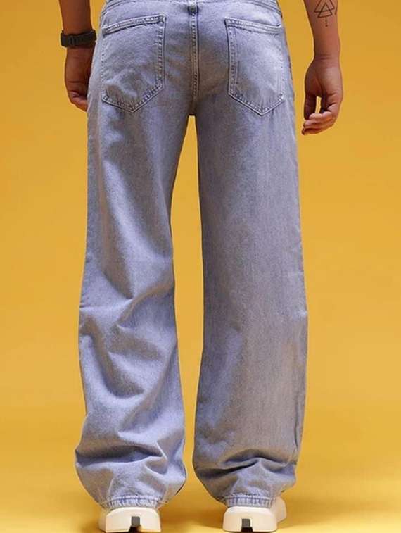 men solid mid rise relaxed jeans - 22376373 -  Standard Image - 2