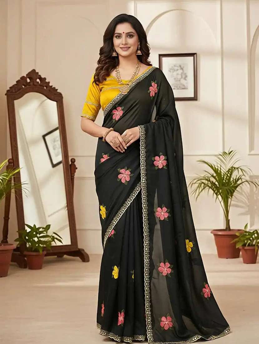 women solid with bordered saree with blouse