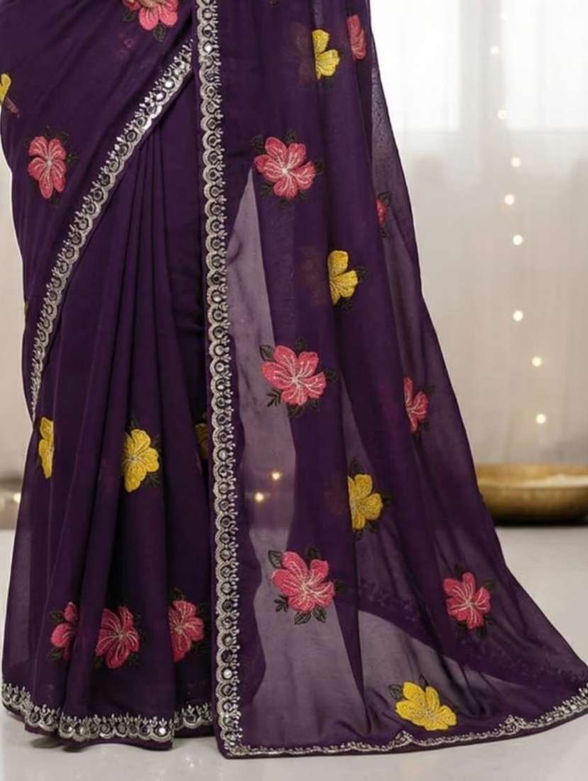 Women Solid With Bordered Saree With Blouse - 22376689 -  Standard Image - 2