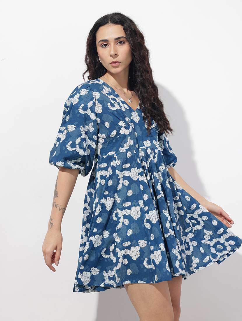 women printed short sleeve fit & flare dress - 22376966 -  Standard Image - 2